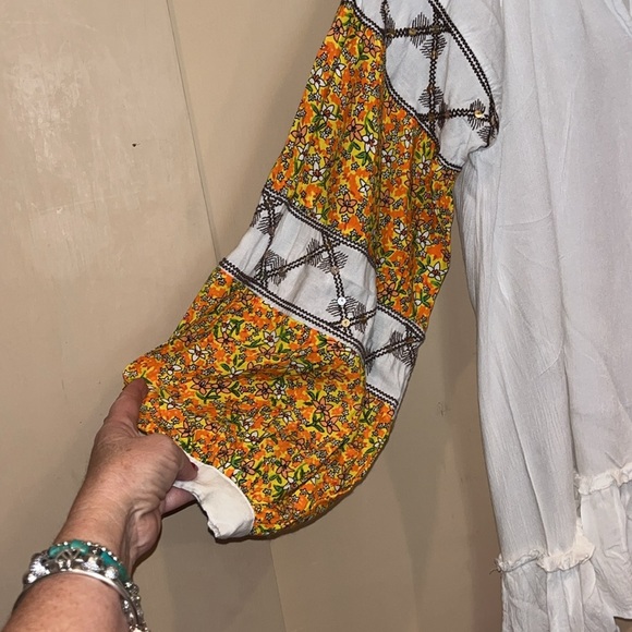 Anandas bohemian top with puffy sleeves size XL - Picture 2 of 5